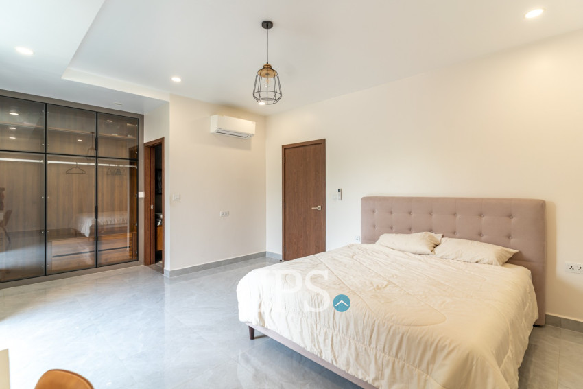 7 Bedroom Villa For Rent - Boeung Kak 2, Phnom Penh
