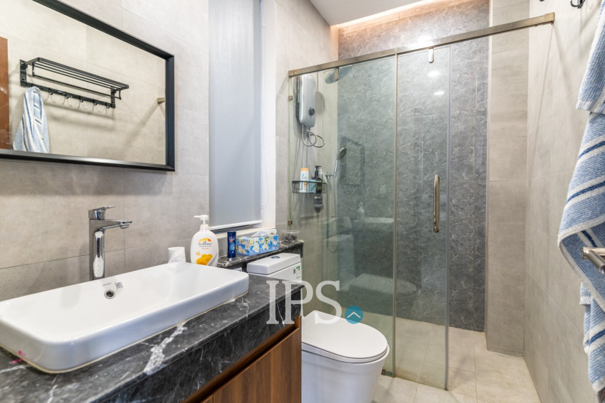 7 Bedroom Villa For Rent - Boeung Kak 2, Phnom Penh