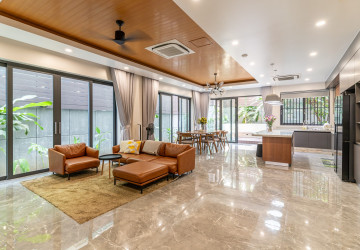 7 Bedroom Villa For Rent - Boeung Kak 2, Phnom Penh thumbnail