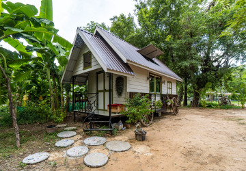 Tiny House on Wheels For Sale in Svay Dangkum, Siem Reap