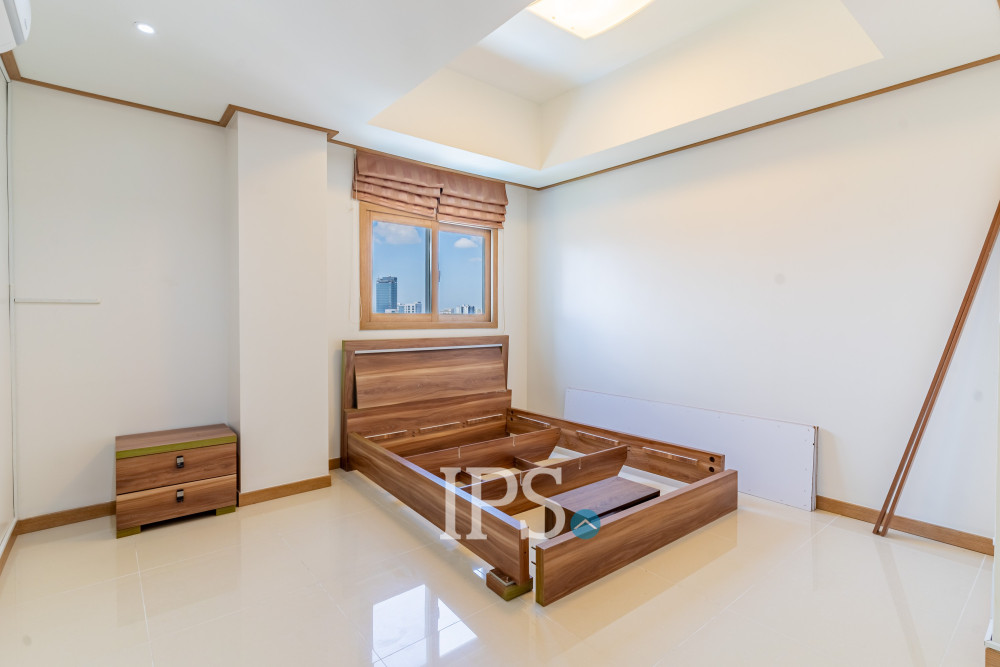 13th Floor 3 Bedroom Condo For Sale - De Castle Noblesse, Beoung Kak 1, Phnom Penh - Image 14 13th Floor 3 Bedroom Condo For Sale - De Castle Noblesse, Beoung Kak 1, Phnom Penh - Image 14