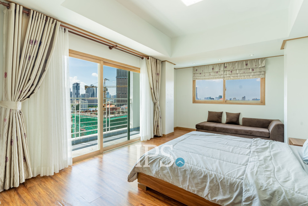13th Floor 3 Bedroom Condo For Sale - De Castle Noblesse, Beoung Kak 1, Phnom Penh - Image 10 13th Floor 3 Bedroom Condo For Sale - De Castle Noblesse, Beoung Kak 1, Phnom Penh - Image 10
