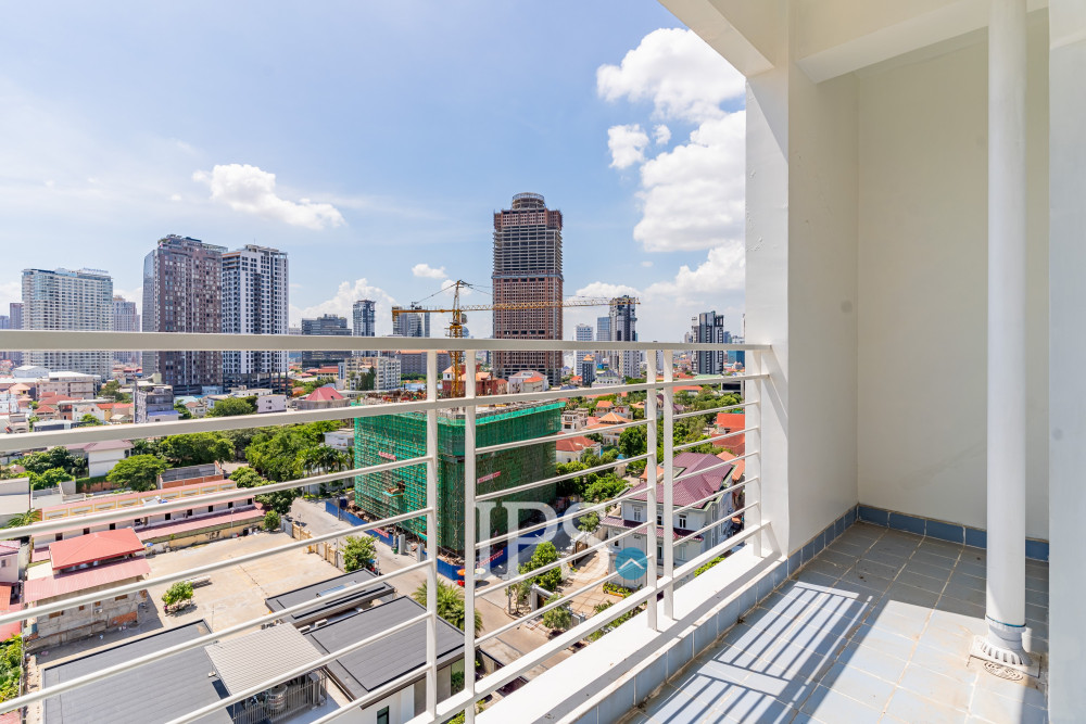 13th Floor 3 Bedroom Condo For Sale - De Castle Noblesse, Beoung Kak 1, Phnom Penh - Image 20 13th Floor 3 Bedroom Condo For Sale - De Castle Noblesse, Beoung Kak 1, Phnom Penh - Image 20