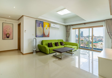 13th Floor 3 Bedroom Condo For Sale - De Castle Noblesse, Beoung Kak 1, Phnom Penh - Image 3