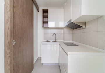 50th 1 Bedroom Condo For Sale - Urban Village Phase II, Chak Angrae Leu, Phnom Penh photo 6