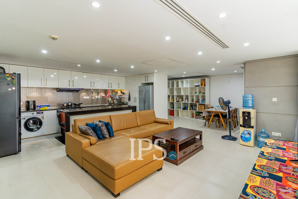 Duplex 4 Bedroom Serviced Apartment For Rent - Chakto Mukh, Phnom Penh - Image 4