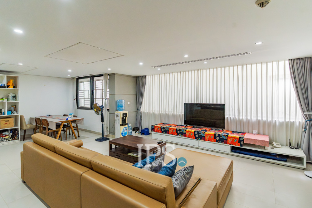 Duplex 4 Bedroom Serviced Apartment For Rent - Chakto Mukh, Phnom Penh - Image 6