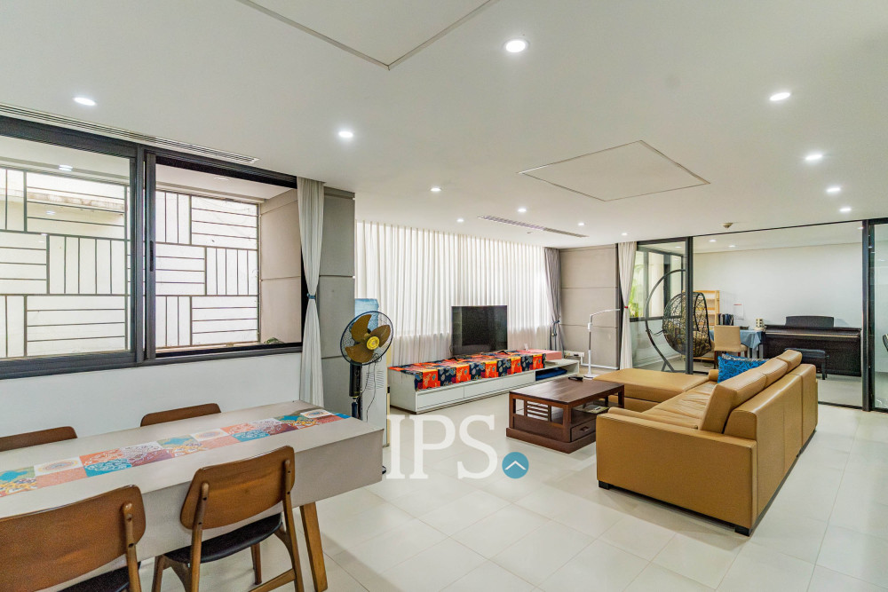 Duplex 4 Bedroom Serviced Apartment For Rent - Chakto Mukh, Phnom Penh - Image 2