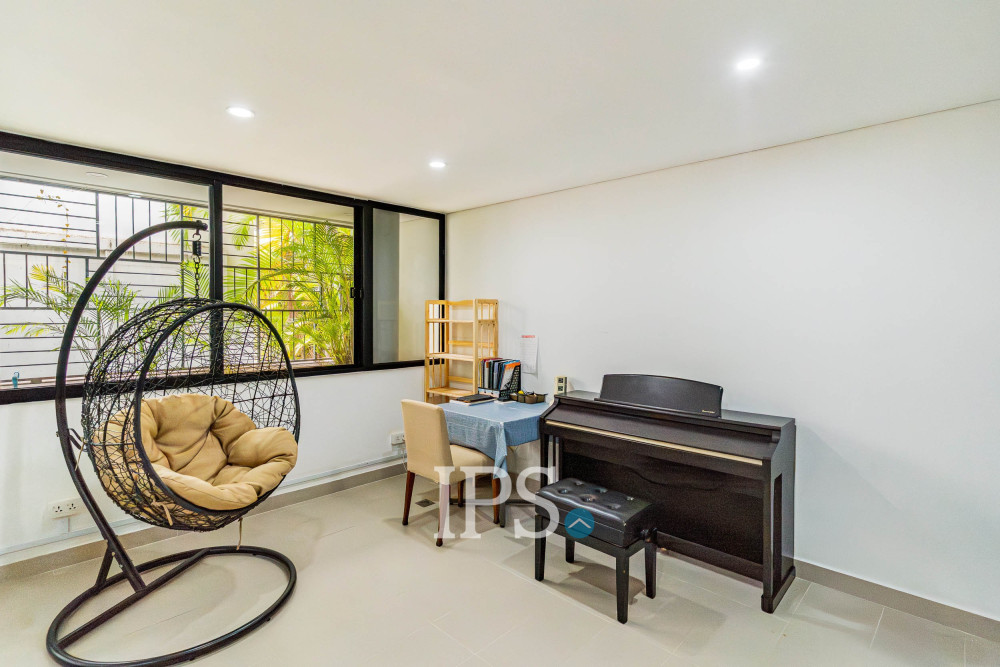 Duplex 4 Bedroom Serviced Apartment For Rent - Chakto Mukh, Phnom Penh - Image 11