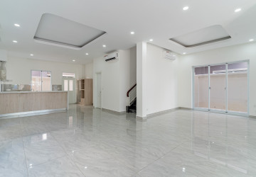 4 Bedroom Villa For Rent - Orkide The Porchentong, Sen Sok, Phnom Penh photo 6