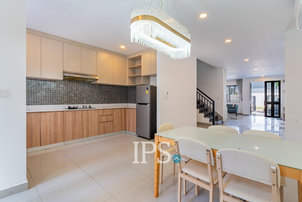 4 Bedroom Link Villa For Sale - Chip Mong Landmark 60m,  Hun Sen Blvd, Phnom Penh - Image 6