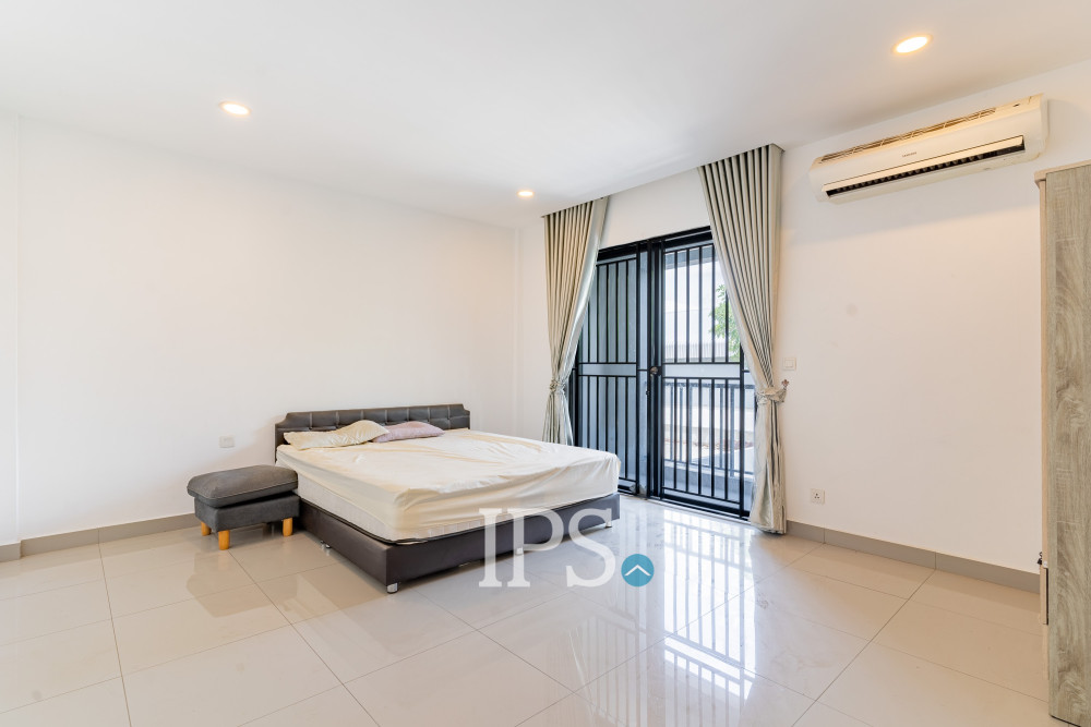 4 Bedroom Link Villa For Sale - Chip Mong Landmark 60m,  Hun Sen Blvd, Phnom Penh - Image 17