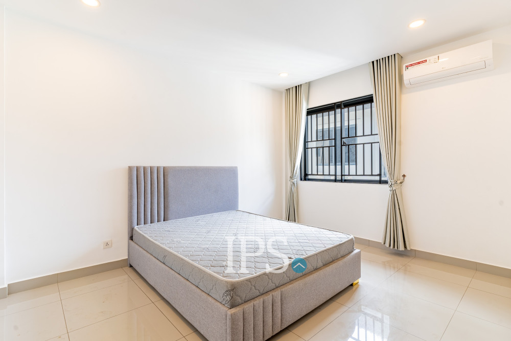 4 Bedroom Link Villa For Sale - Chip Mong Landmark 60m,  Hun Sen Blvd, Phnom Penh - Image 16
