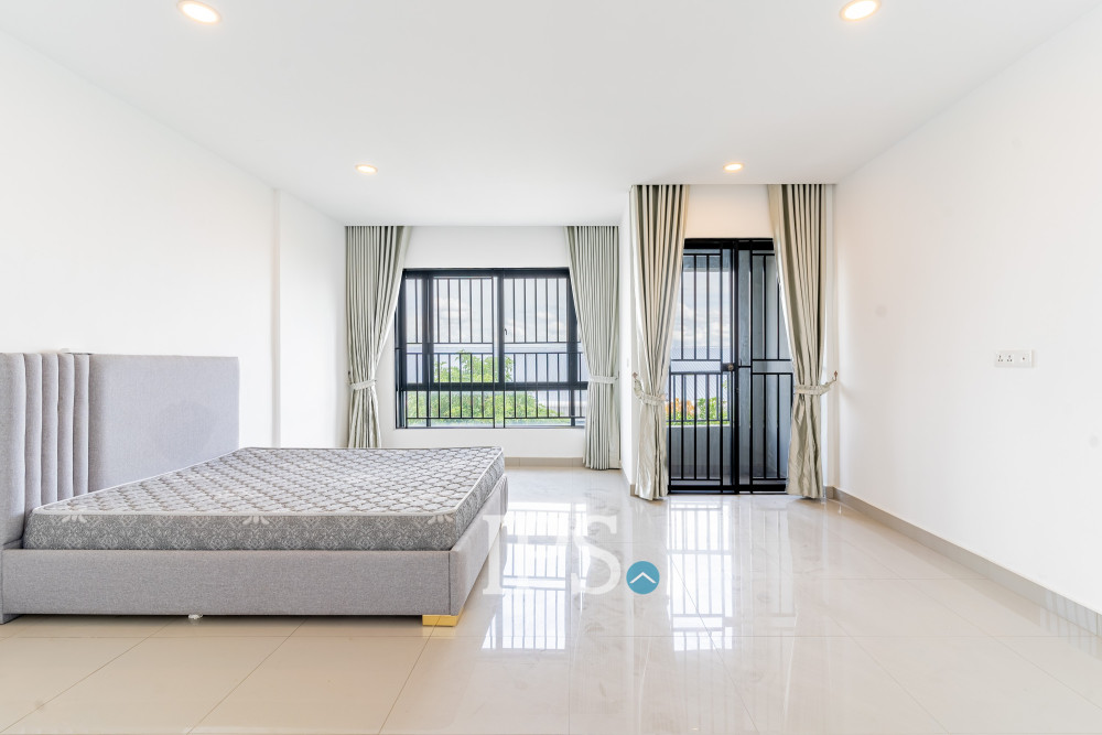 4 Bedroom Link Villa For Sale - Chip Mong Landmark 60m,  Hun Sen Blvd, Phnom Penh - Image 13