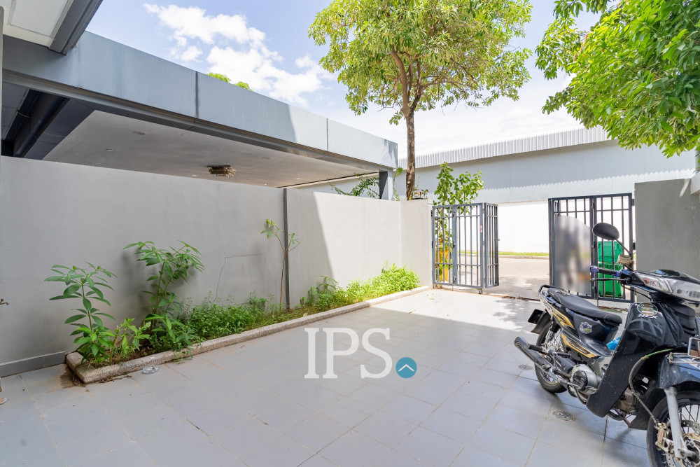 4 Bedroom Link Villa For Sale - Chip Mong Landmark 60m,  Hun Sen Blvd, Phnom Penh - Image 29