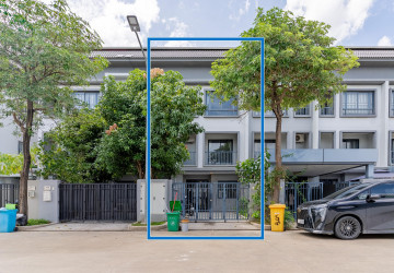 4 Bedroom Link Villa For Sale – Chip Mong Landmark 60m, Hun Sen Blvd, Phnom Penh