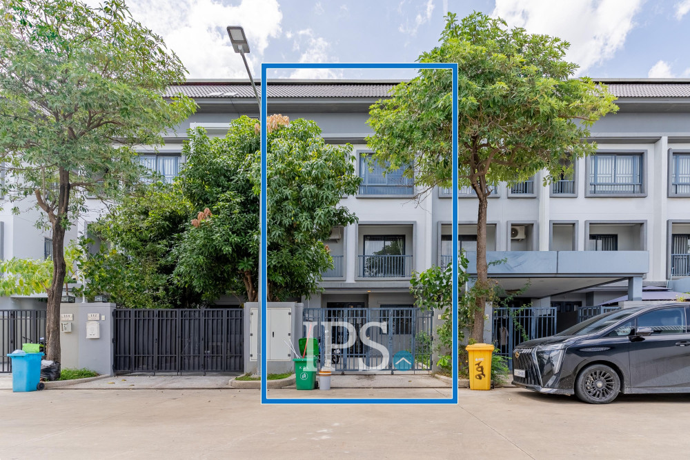 4 Bedroom Link Villa For Sale - Chip Mong Landmark 60m,  Hun Sen Blvd, Phnom Penh