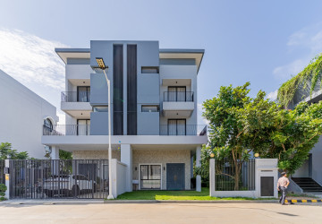5 Bedroom Twin Villa For Sale – Borey Palm Spring, Dangkao, Phnom Penh