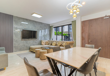 4 Bedroom Link Villa For Sale – The Palms, Veal Sbov, Phnom Penh
