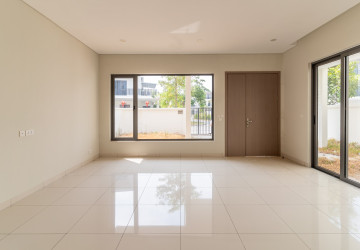 4 Bedroom Villa Klem For Sale - Borey Chankiri, Preaek Kampues, Phnom Penh photo 5