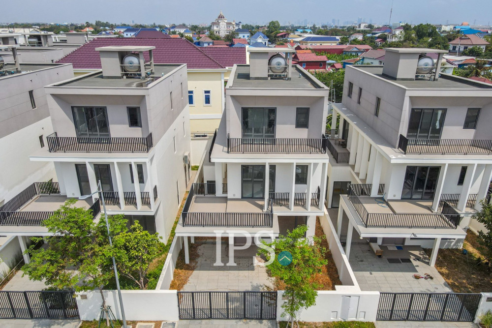 4 Bedroom Villa Klem For Sale - Borey Chankiri, Preaek Kampues, Phnom Penh - Image 32