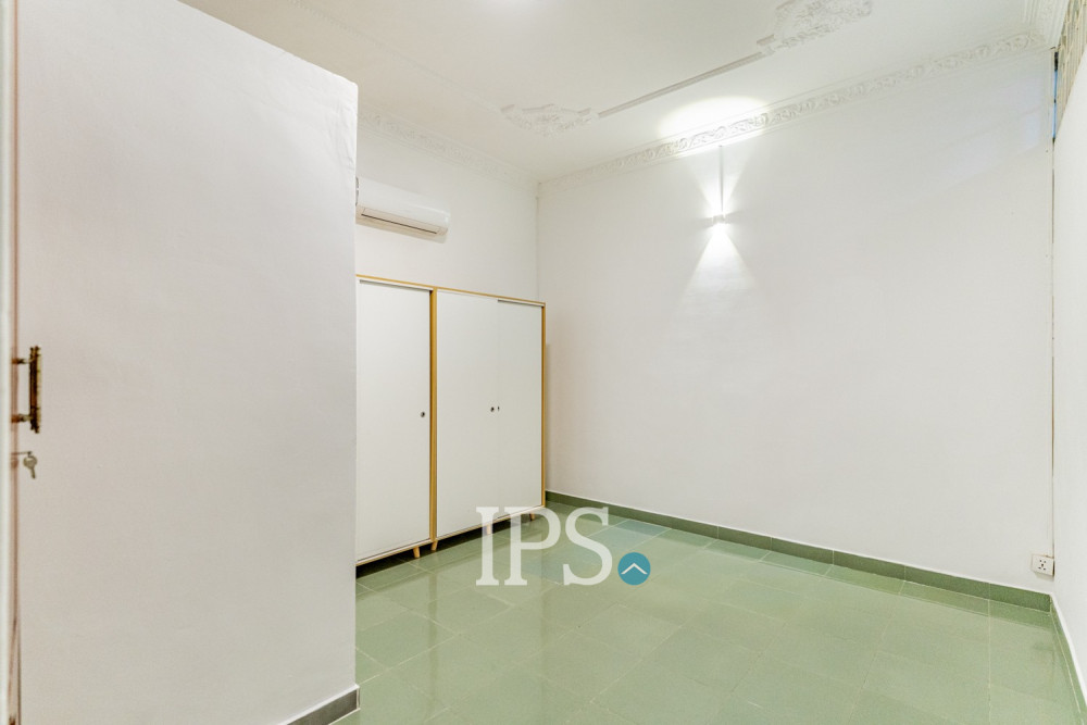 Renovated 3 Bedroom Apartment For Rent - Beoung Raing, Phnom Penh - Image 22