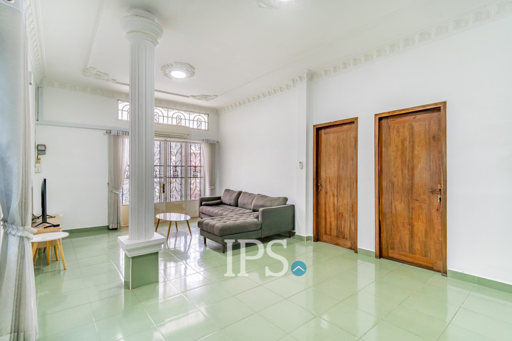 Renovated 3 Bedroom Apartment For Rent - Beoung Raing, Phnom Penh - Image 7