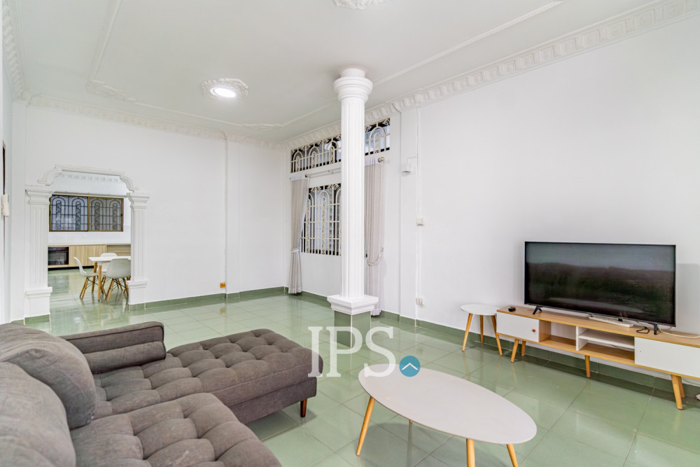 Renovated 3 Bedroom Apartment For Rent - Beoung Raing, Phnom Penh - Image 4