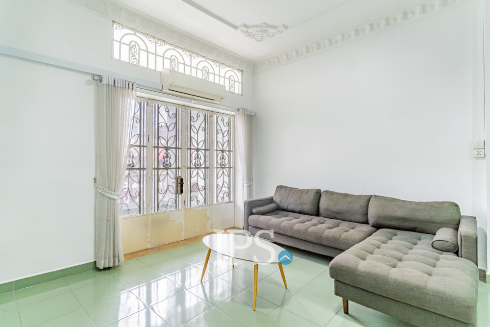 Renovated 3 Bedroom Apartment For Rent - Beoung Raing, Phnom Penh - Image 3