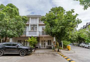 2 Bedroom Link Villa For Rent – Borey Peng Houth Mercuran 2, Chbar Ampov, Phnom Penh