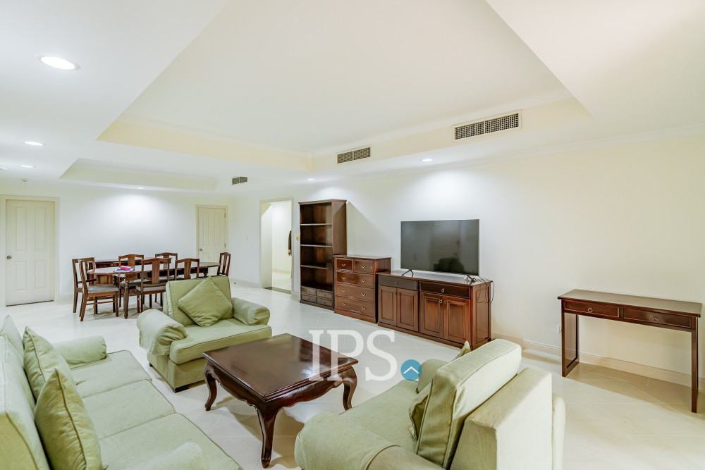 3 Bedroom Serviced Apartment For Rent - Teuk Thla, Phnom Penh - Image 3