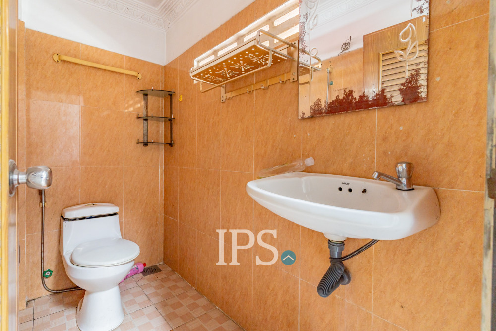 3 Bedroom Shophouse For Sale - St. 271, Tuol Kork, Phnom Penh - Image 19 3 Bedroom Shophouse For Sale - St. 271, Tuol Kork, Phnom Penh - Image 19