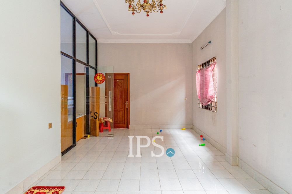 3 Bedroom Shophouse For Sale - St. 271, Tuol Kork, Phnom Penh - Image 14 3 Bedroom Shophouse For Sale - St. 271, Tuol Kork, Phnom Penh - Image 14