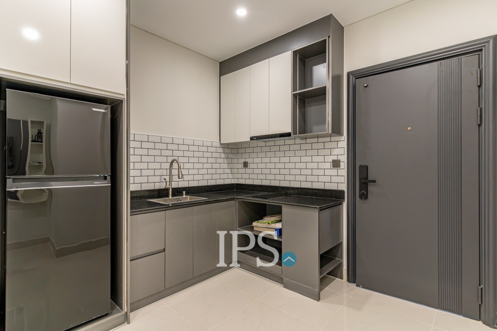 1 Bedroom Serviced Apartment For Rent - Toul Tum Poung 1, Phnom Penh - Image 3