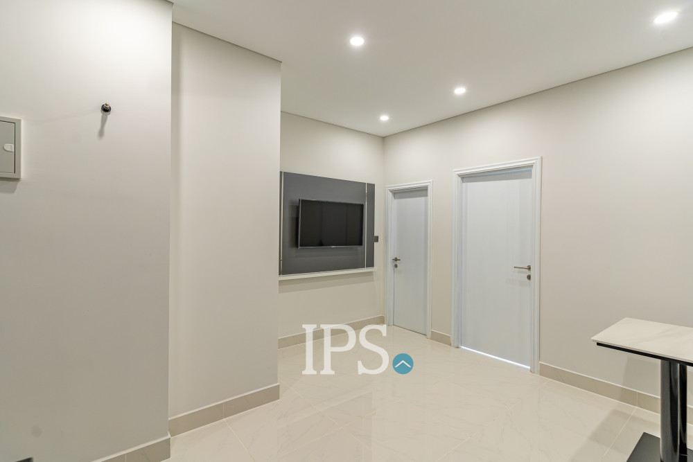 1 Bedroom Serviced Apartment For Rent - Toul Tum Poung 1, Phnom Penh - Image 6