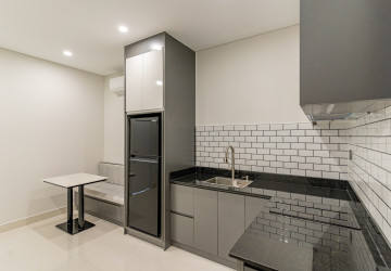 1 Bedroom Serviced Apartment For Rent - Toul Tum Poung 1, Phnom Penh photo 5