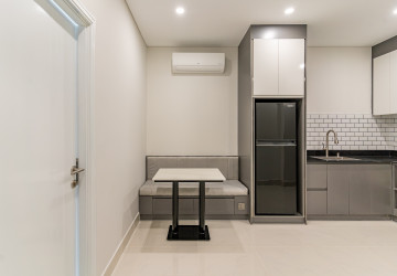 1 Bedroom Serviced Apartment For Rent - Toul Tum Poung 1, Phnom Penh - Image 2