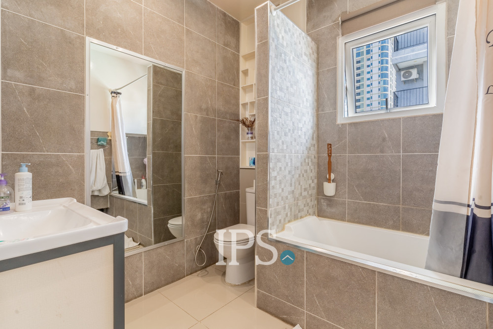 Renovated Duplex 4 Bedroom Apartment For Sale - Srah Chork, Daun Penh, Phnom Penh - Image 14 Renovated Duplex 4 Bedroom Apartment For Sale - Srah Chork, Daun Penh, Phnom Penh - Image 14