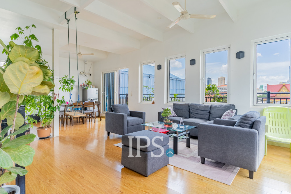 Renovated Duplex 4 Bedroom Apartment For Sale - Srah Chork, Daun Penh, Phnom Penh - Image 5 Renovated Duplex 4 Bedroom Apartment For Sale - Srah Chork, Daun Penh, Phnom Penh - Image 5