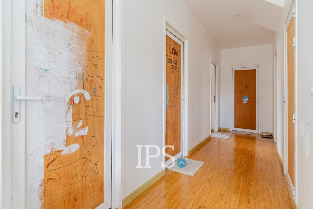 Renovated Duplex 4 Bedroom Apartment For Sale - Srah Chork, Daun Penh, Phnom Penh - Image 12 Renovated Duplex 4 Bedroom Apartment For Sale - Srah Chork, Daun Penh, Phnom Penh - Image 12