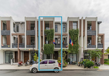 4 Bedroom Link House For Rent – The Prince One Tropica, Sen Sok, Phnom Penh