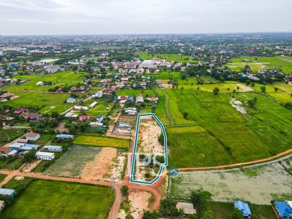 6,400 Sqm Land For Sale - Kandaek, Prasat Bakong, Siem Reap - Image 2