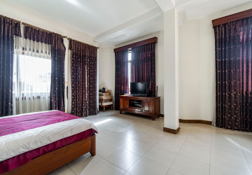 2 Bedroom  Apartment For Rent - Svay Dangkum, Siem Reap - Image 4