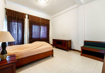 2 Bedroom  Apartment For Rent - Svay Dangkum, Siem Reap photo 6
