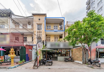 Renovated 1 Bedroom Apartment For Sale – Srah Chork, Phnom Penh