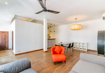 1 Bedroom Renovated Apartment For Sale - Phsar Kandal 2, Phnom Penh photo 5