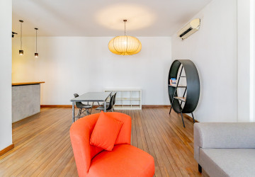 1 Bedroom Renovated Apartment For Sale - Phsar Kandal 2, Phnom Penh - Image 4