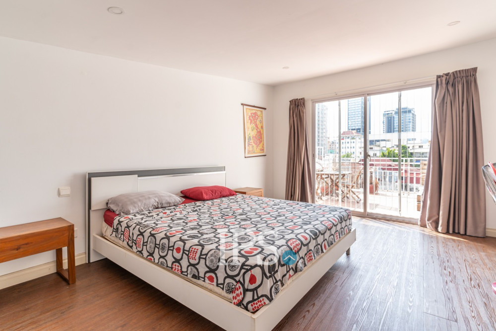 Renovated Duplex 2 Bedroom Apartment For Sale - Chakto Mukh, Phnom Penh - Image 16 Renovated Duplex 2 Bedroom Apartment For Sale - Chakto Mukh, Phnom Penh - Image 16