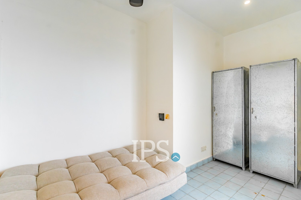 Renovated 2 Bedroom Apartment For Sale - Phsar Kandal 2, Phnom Penh - Image 12 Renovated 2 Bedroom Apartment For Sale - Phsar Kandal 2, Phnom Penh - Image 12