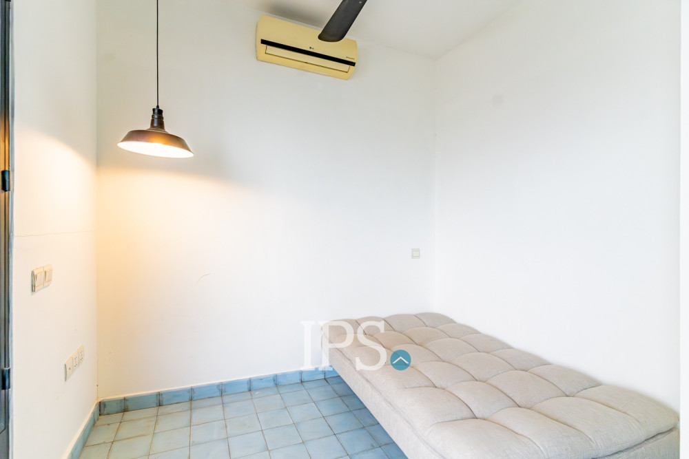 Renovated 2 Bedroom Apartment For Sale - Phsar Kandal 2, Phnom Penh - Image 11 Renovated 2 Bedroom Apartment For Sale - Phsar Kandal 2, Phnom Penh - Image 11